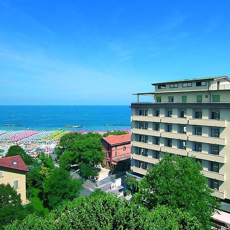 Hotel Acropolis Cattolica Esterno foto