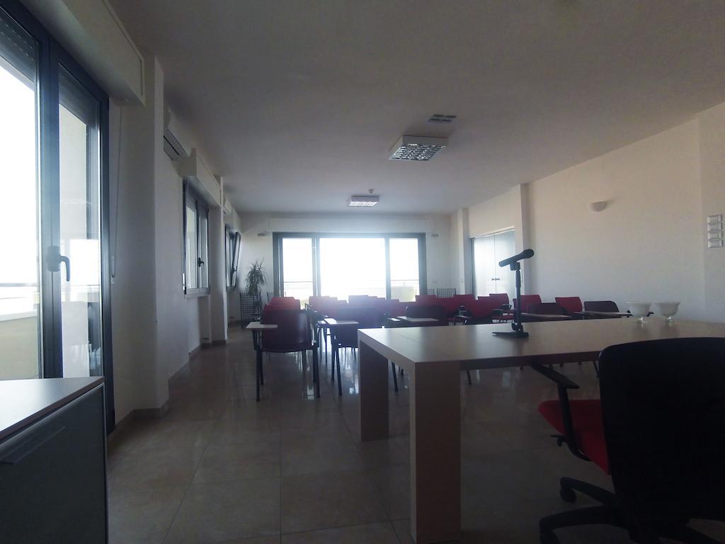 Hotel Acropolis Cattolica Esterno foto