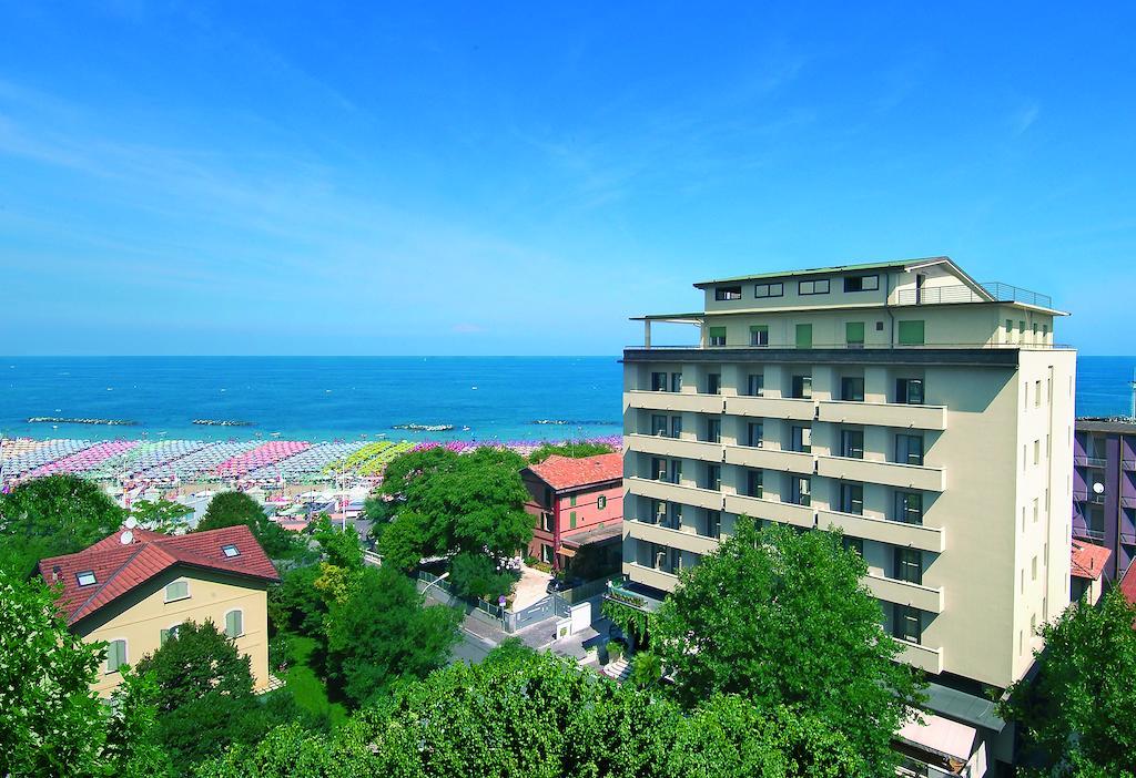Hotel Acropolis Cattolica Esterno foto